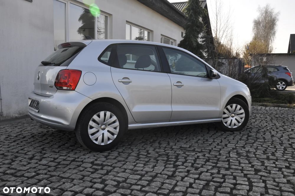 Volkswagen Polo 1.6 TDI DSG MATCH - 19