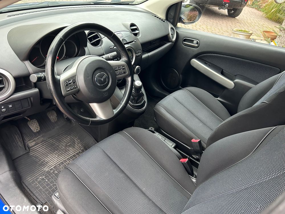 Mazda 2 - 19