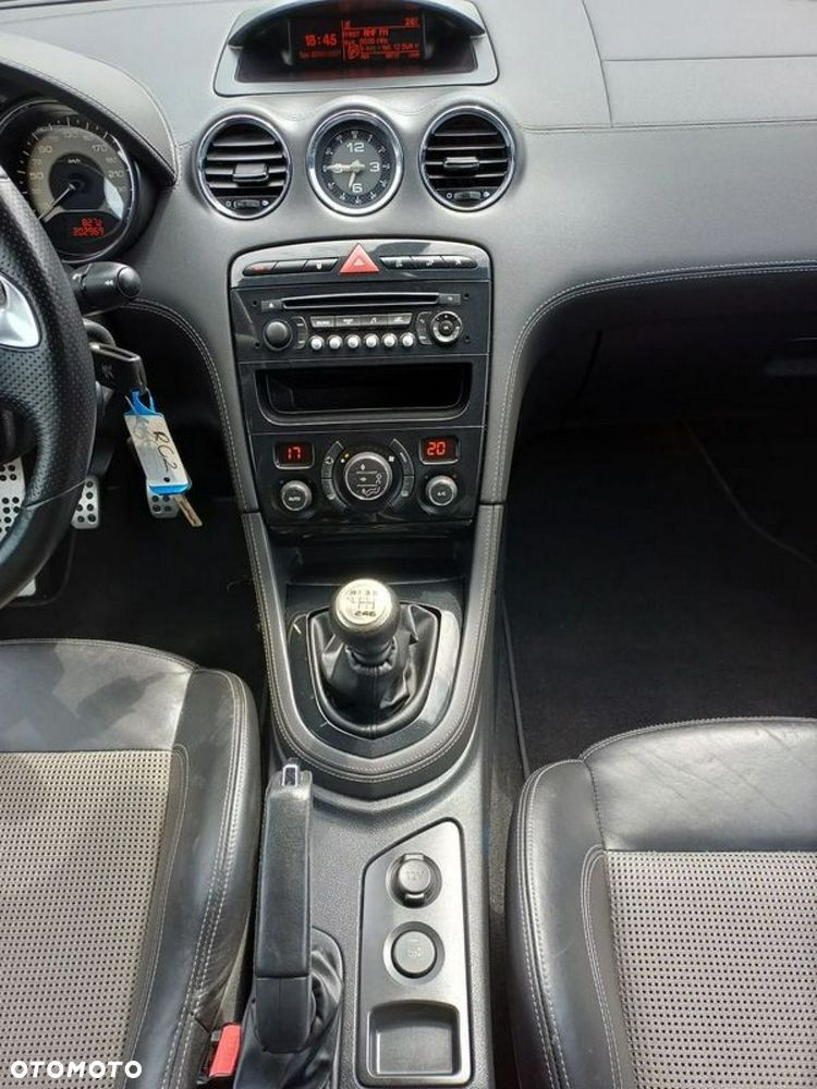 Peugeot RCZ 1.6 THP - 25