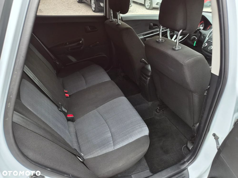 Kia Ceed - 18