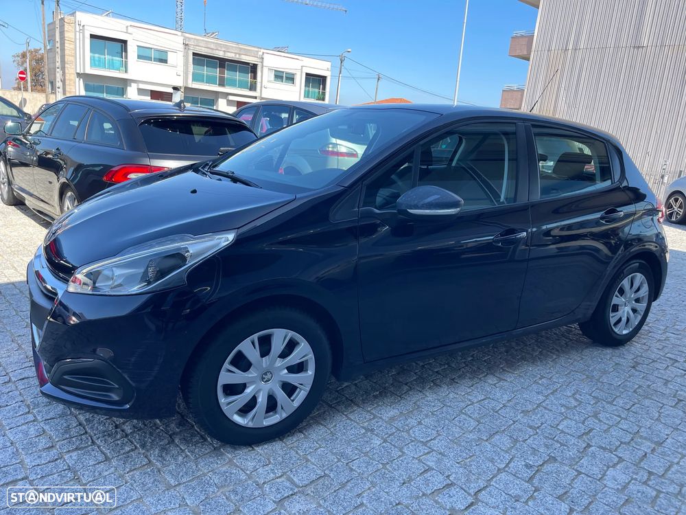 Peugeot 208 1.2 PureTech Active - 5