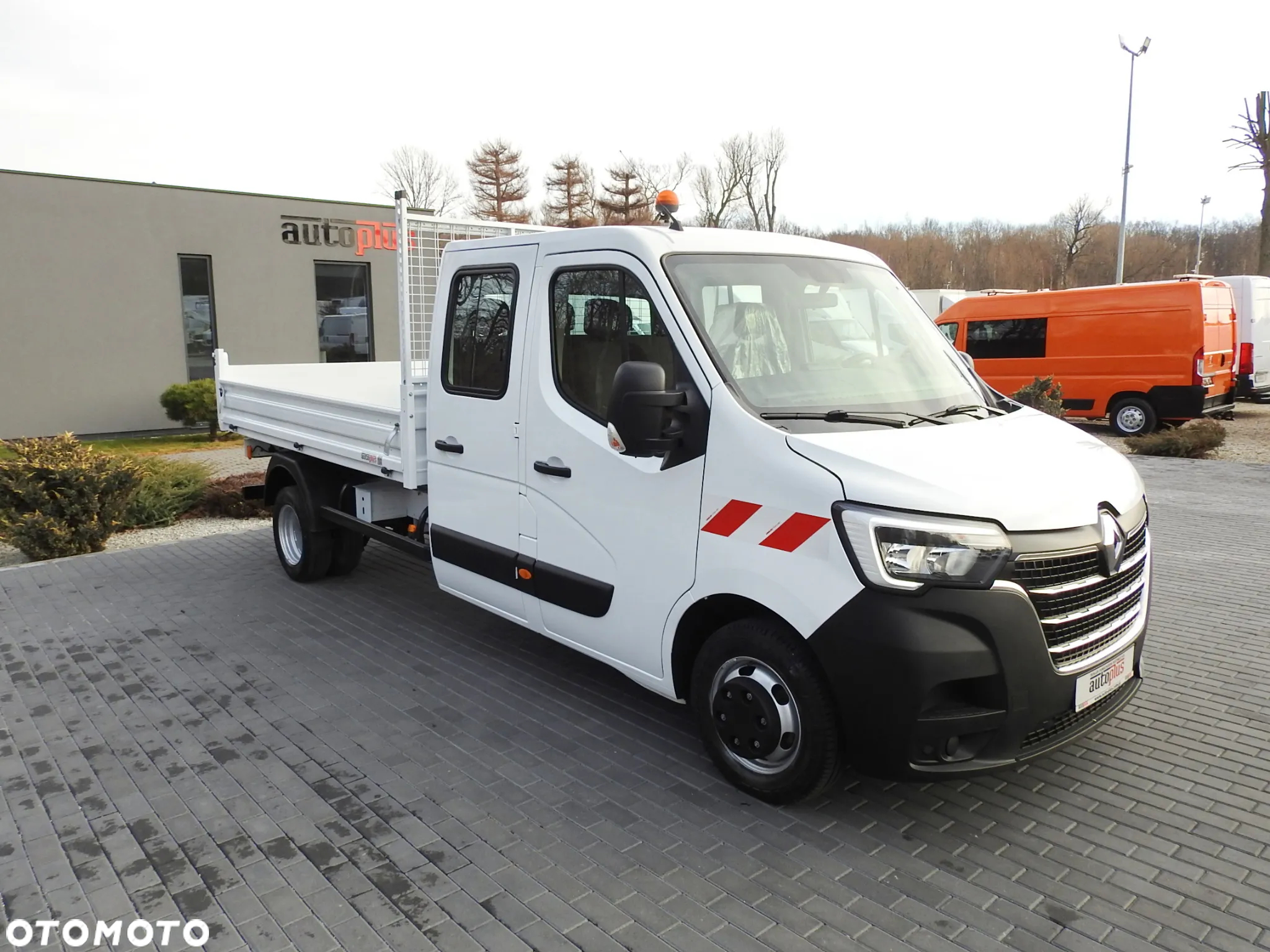 Renault MASTER  WYWROTKA PODWÓJNA KABINA DOKA 6 MIEJSC TEMPOMAT LEDY BLIŹNIACZE KOŁA KLIMATYZACJA 130KM [ 572732 ] - 5