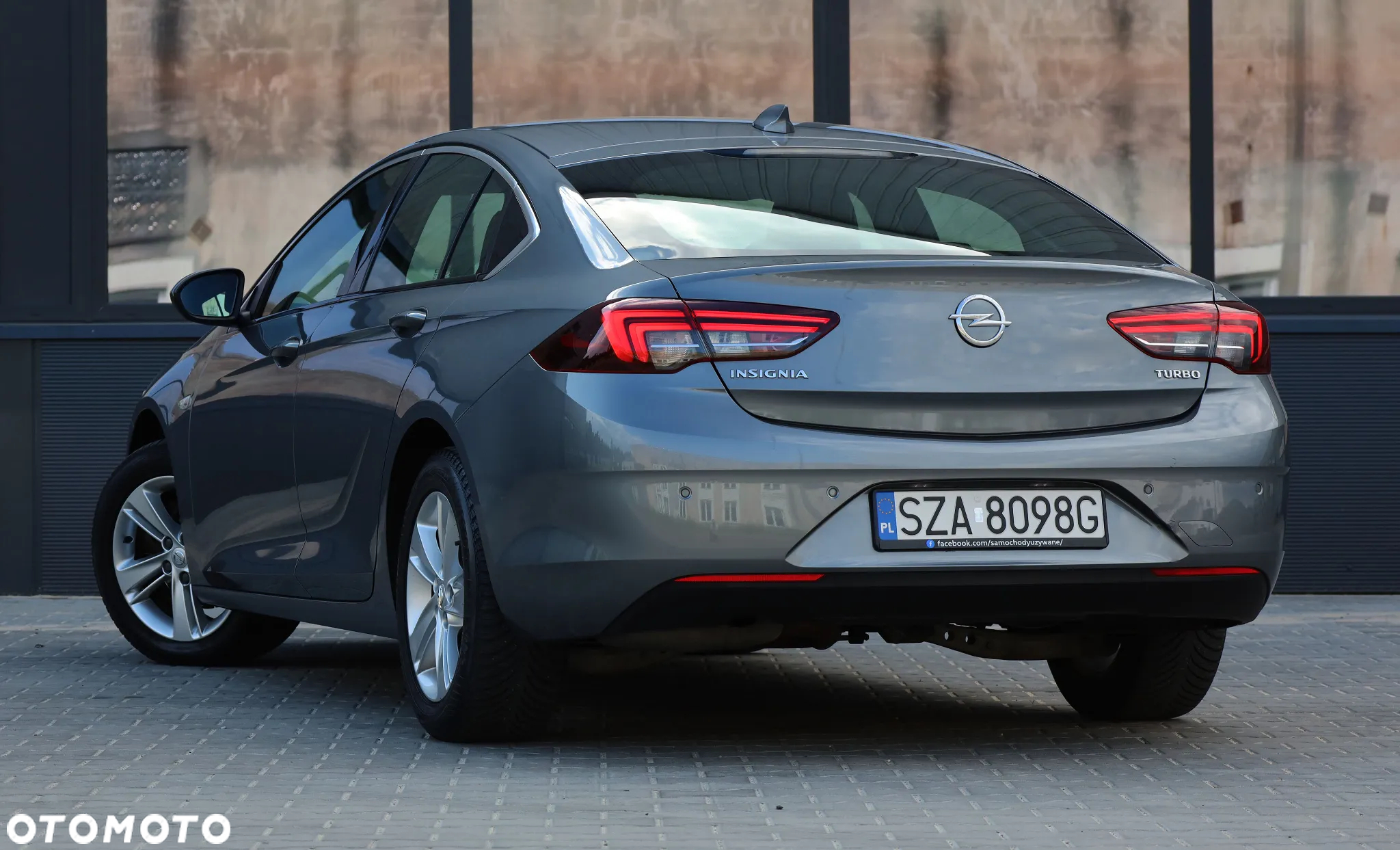 Opel Insignia 1.5 T Elite S&S - 4