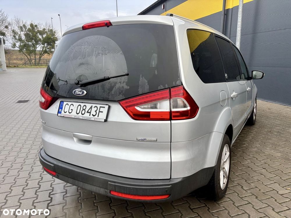 Ford Galaxy 1.6 EcoBoost Start/Stop Champions Edition - 4