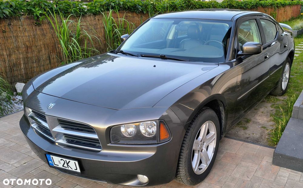 Dodge Charger - 2