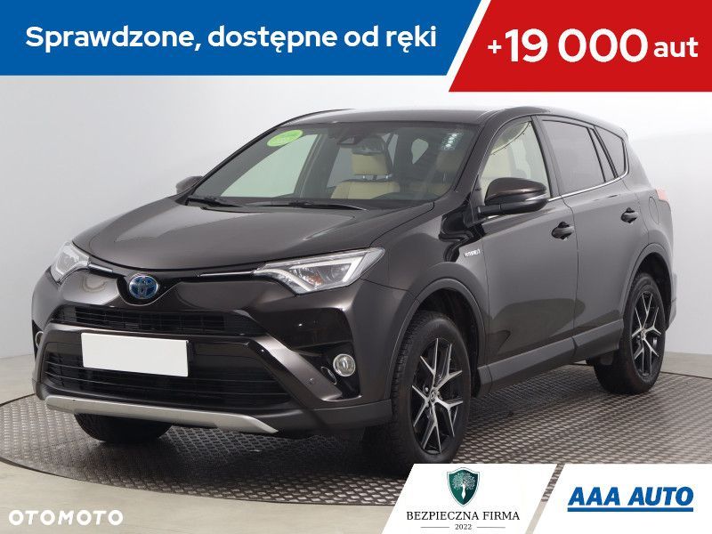 Toyota RAV4 - 1