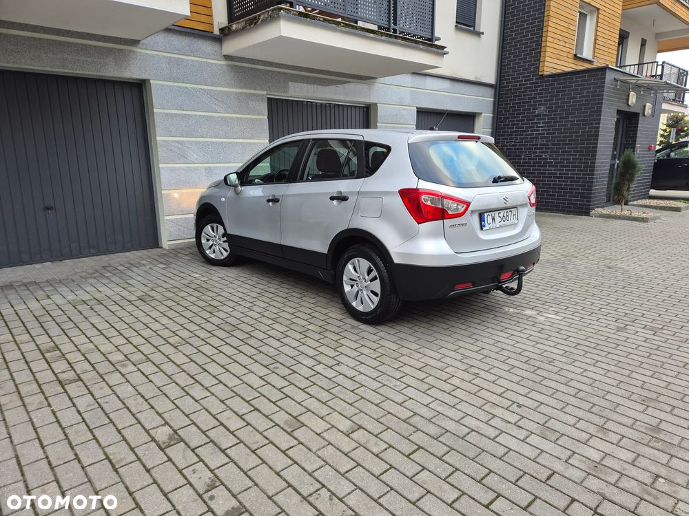 Suzuki SX4 S-Cross 1.6 Comfort - 4