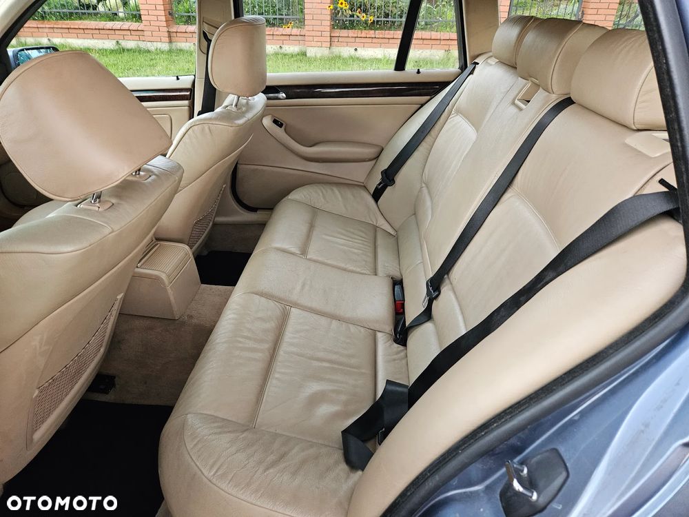 BMW Seria 3 - 16