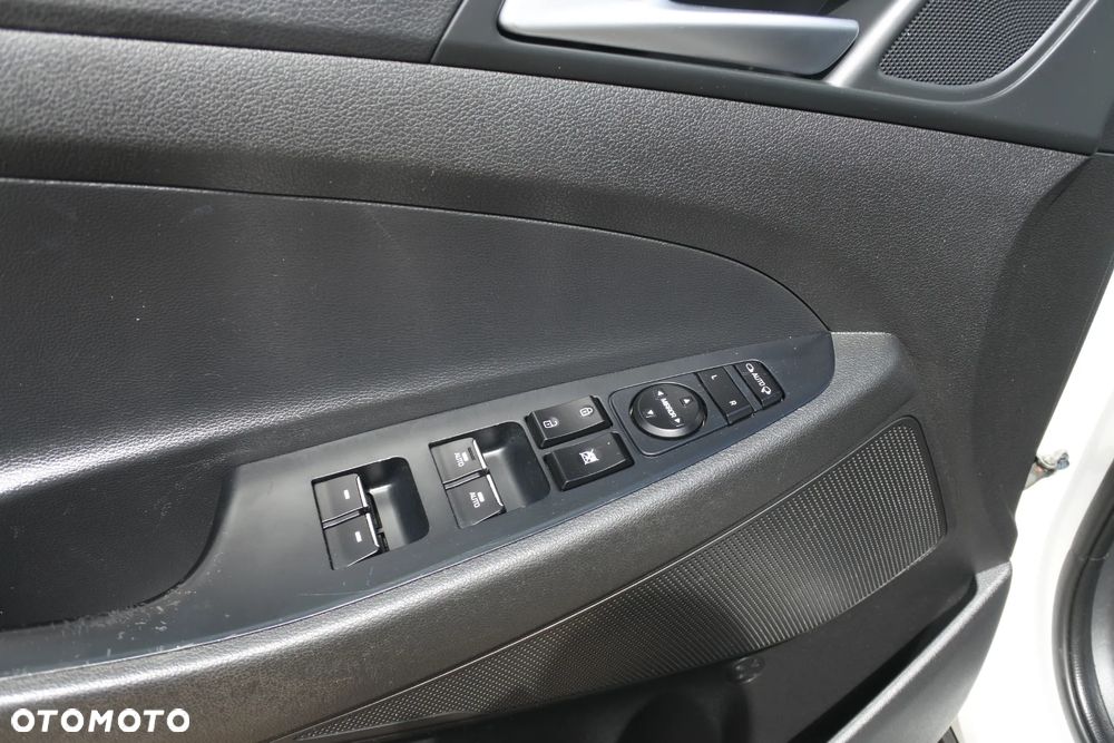 Hyundai Tucson blue 1.6 CRDi 2WD DCT Advantage+ - 21