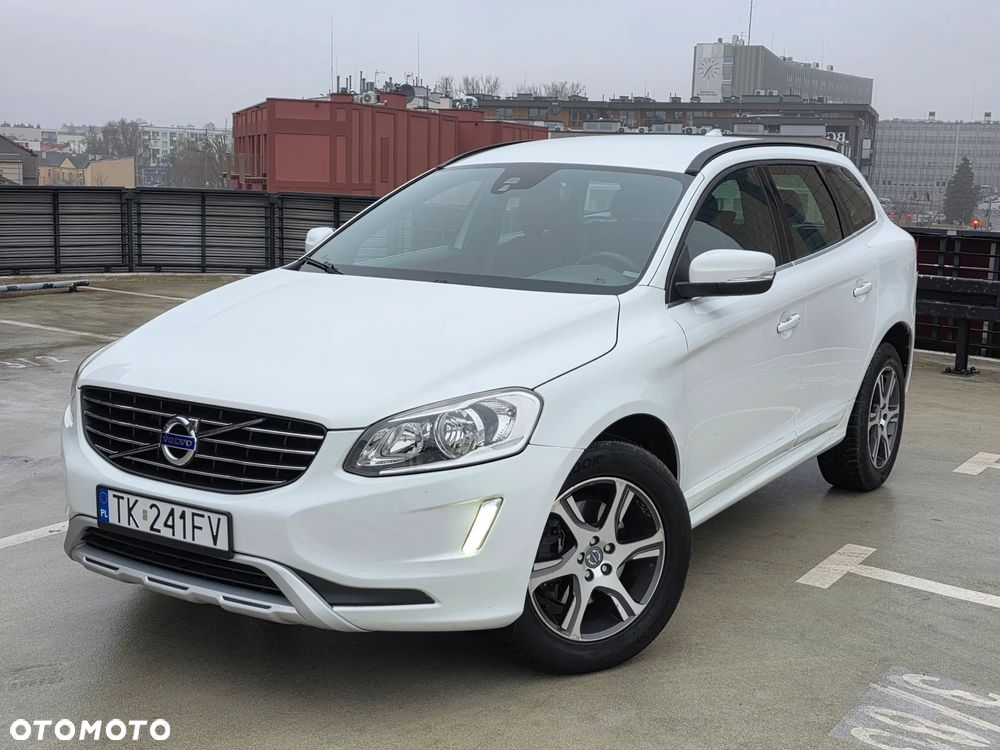 Volvo XC 60 D3 Geartronic Momentum - 1