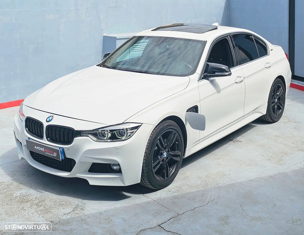 BMW 330 e iPerformance Pack M - 16