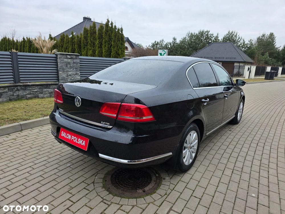 Volkswagen Passat 2.0 TDI Comfortline - 8