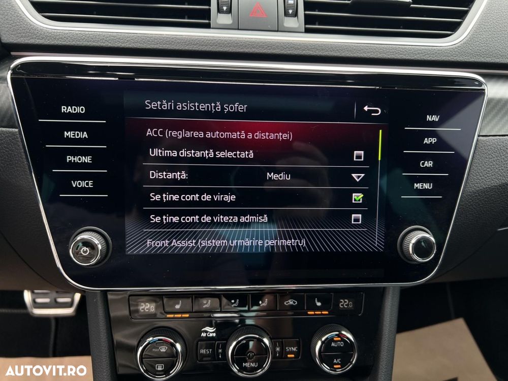 Skoda Superb 2.0 TDI DSG Sportline - 30