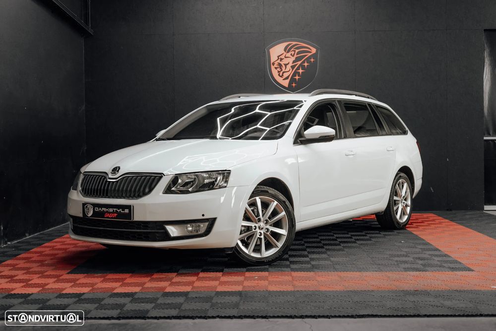 Skoda Octavia Break 1.6 TDi Sportline - 8