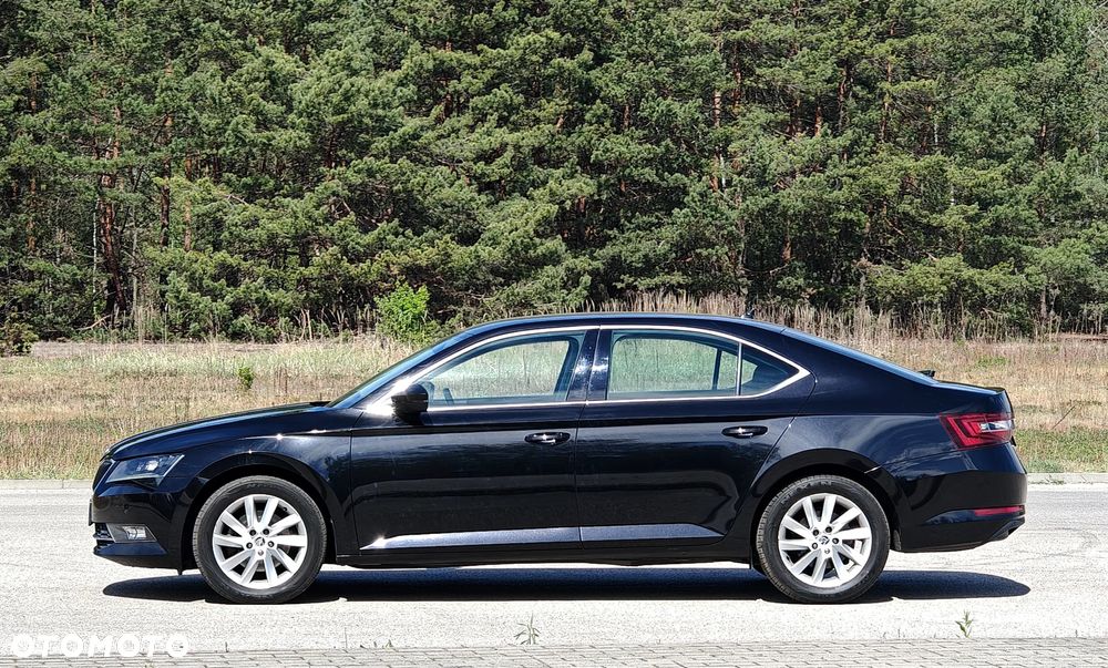 Skoda Superb 2.0 TDI Ambition - 6