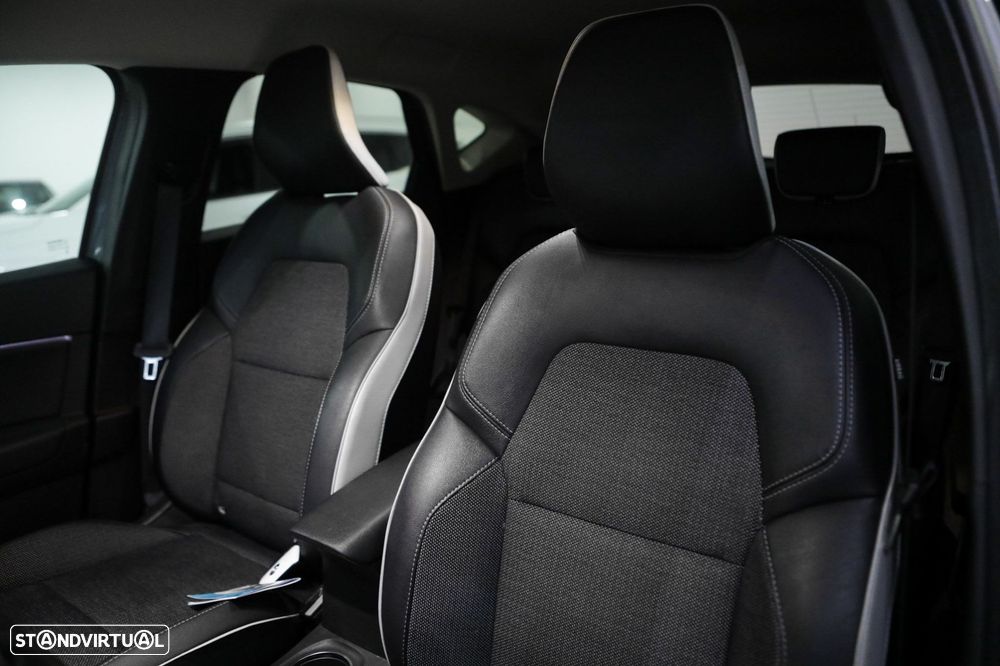 Renault Captur 1.0 TCe Intens - 17