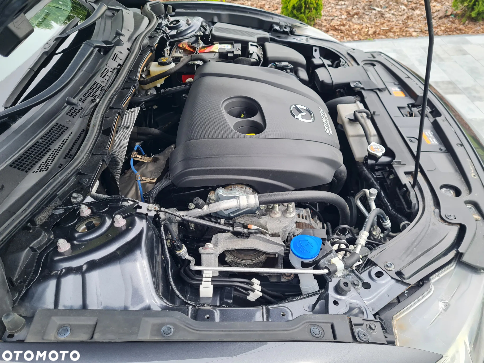 Mazda 6 - 12