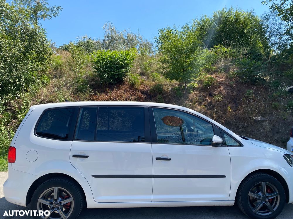 Volkswagen Touran 1.6 TDI Highline - 5