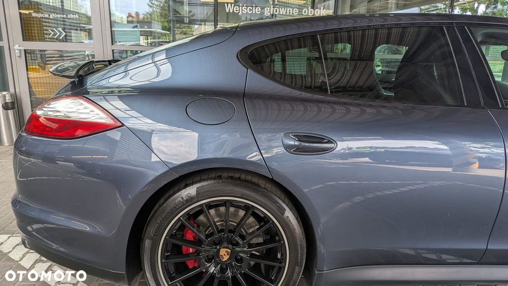 Porsche Panamera GTS - 8