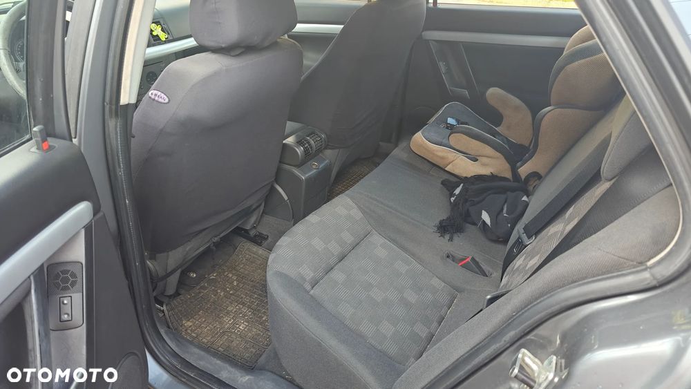 Opel Vectra 2.2 DTI Elegance ActiveSelect - 9