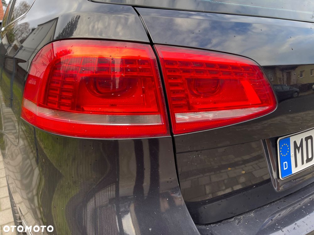 Volkswagen Passat 2.0 TDI DSG Comfortline - 18