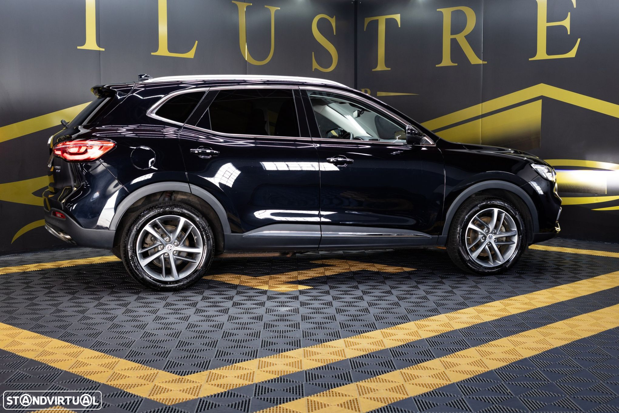 MG EHS 1.5T-GDI PHEV Luxury - 4
