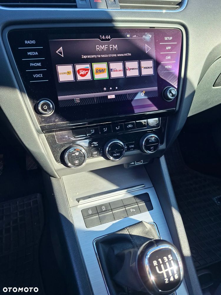 Skoda Octavia 1.5 TSI ACT Ambition - 4