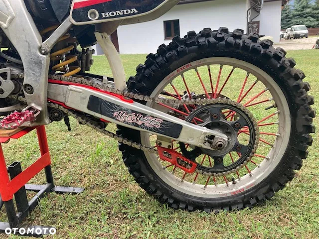Honda CRF - 9