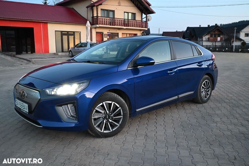 Hyundai IONIQ - 1