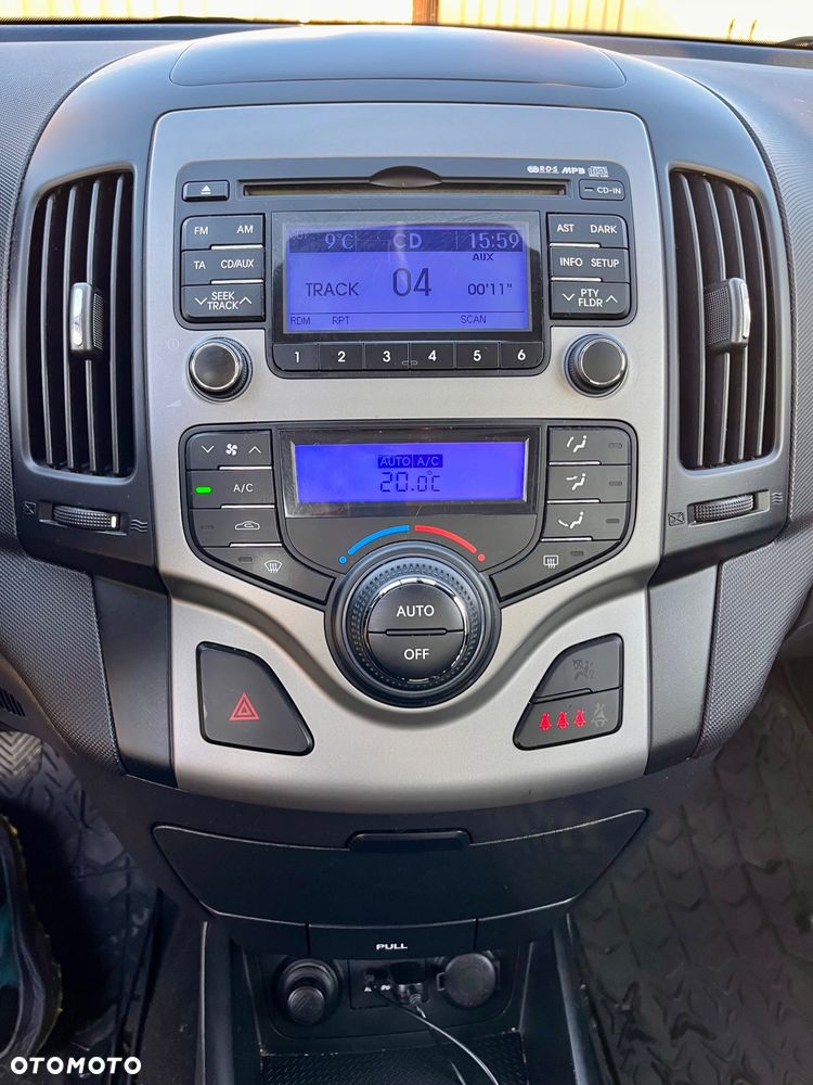 Hyundai i30 1.4 Classic + - 11