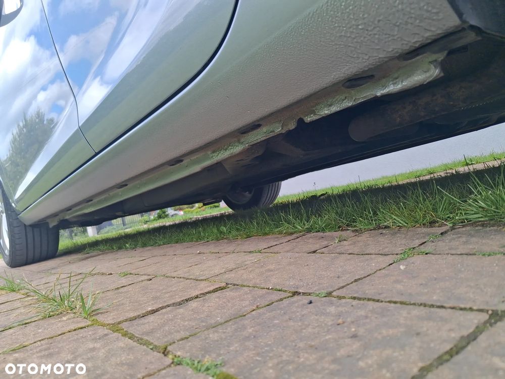 Opel Astra - 25