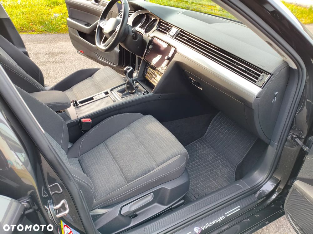 Volkswagen Passat 1.5 TSI EVO Business - 17