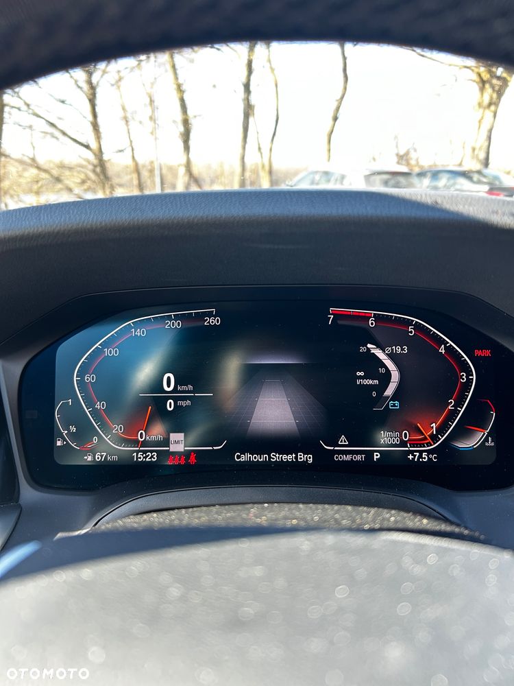 BMW Seria 3 330i xDrive Sport Line - 15