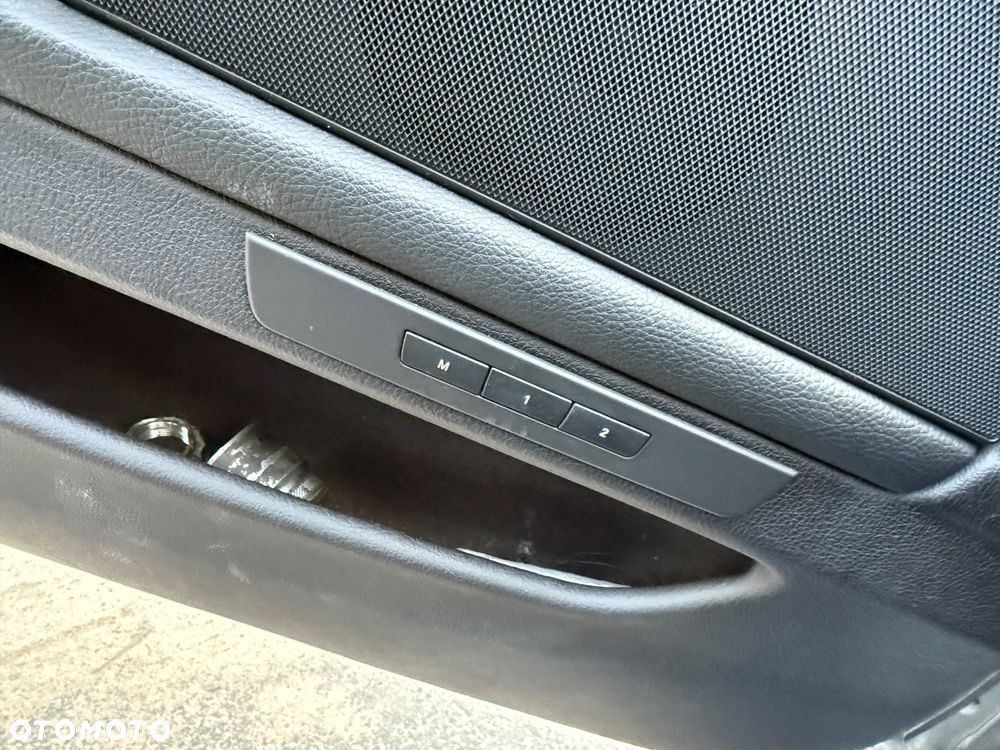 BMW Seria 5 535i - 6