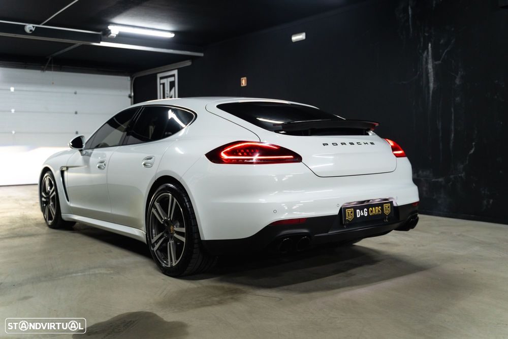 Porsche Panamera Standard - 20