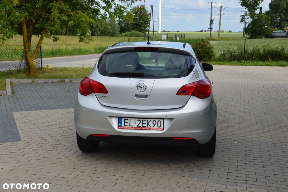 Opel Astra - 12