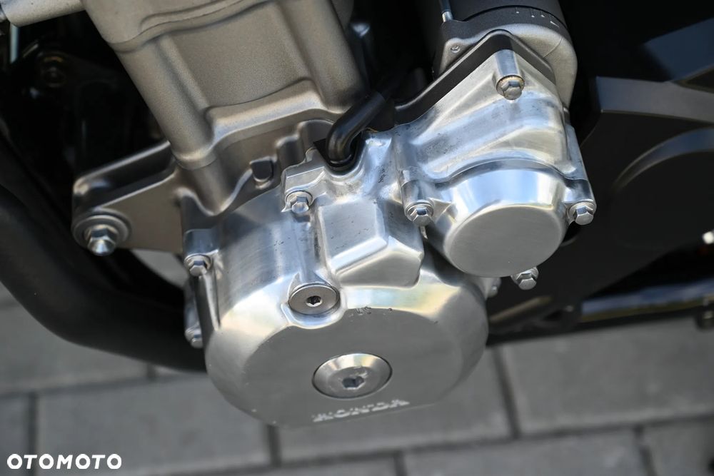 Honda CB - 31