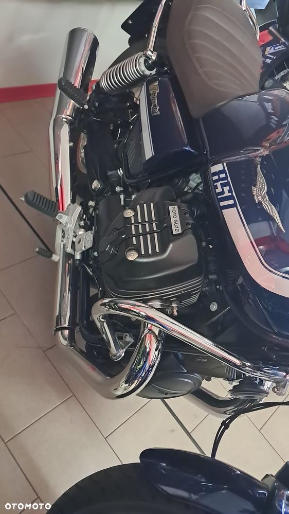 Moto Guzzi V7 - 2