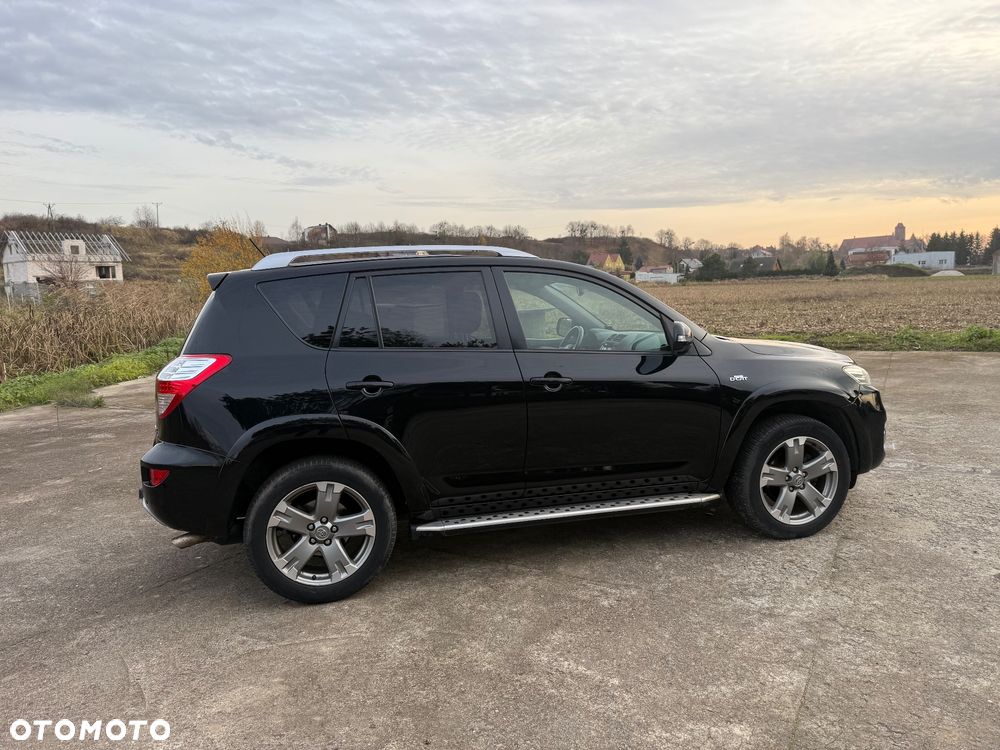 Toyota RAV4 2.2 D-CAT Premium - 5