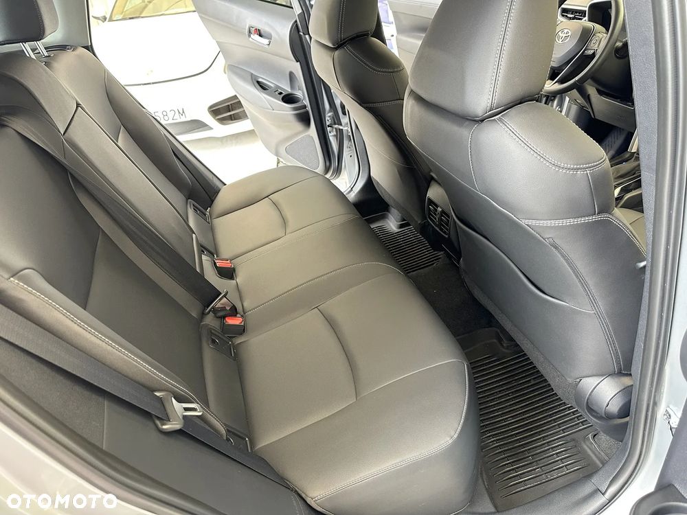 Toyota Corolla Cross - 8