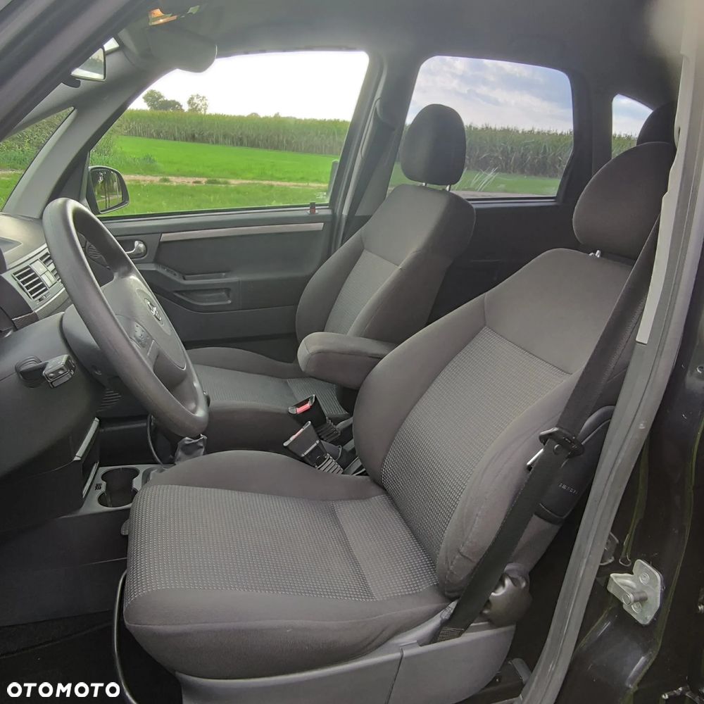 Opel Meriva 1.6 Cosmo - 37