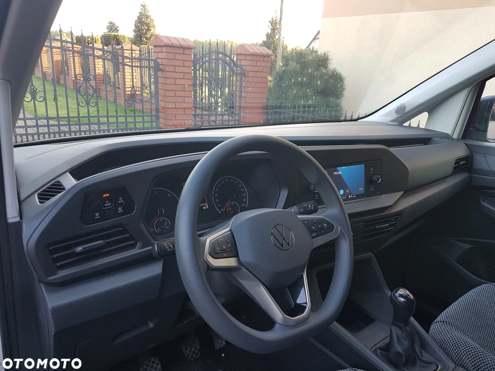 Volkswagen Caddy - 11