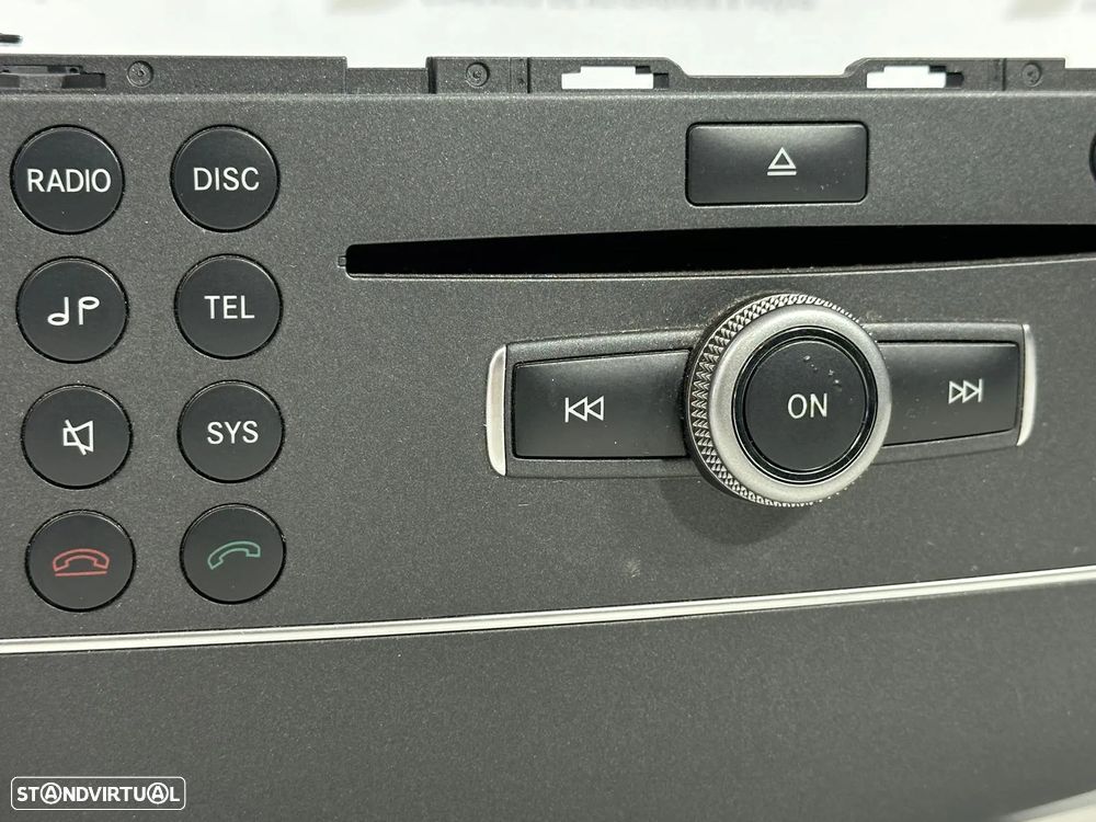 Rádio - Mercedes C (W204) - 4