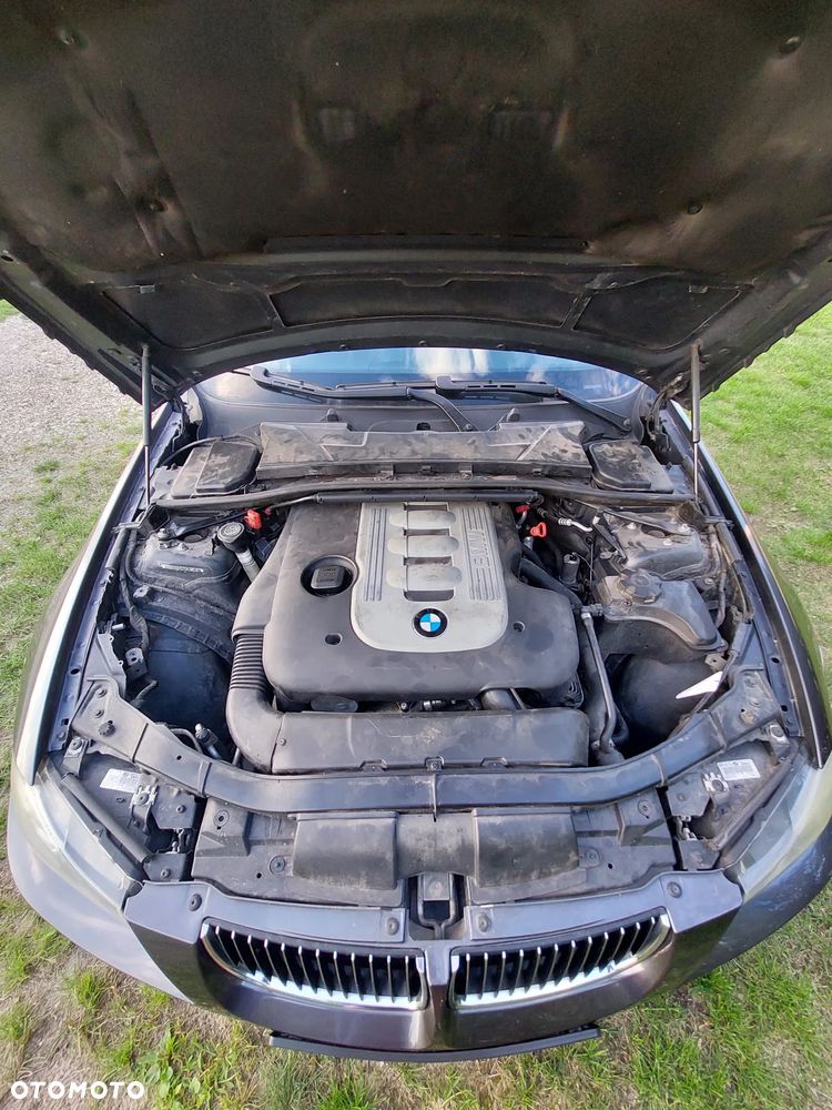 BMW Seria 3 - 16