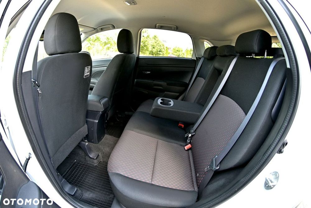 Mitsubishi ASX - 8