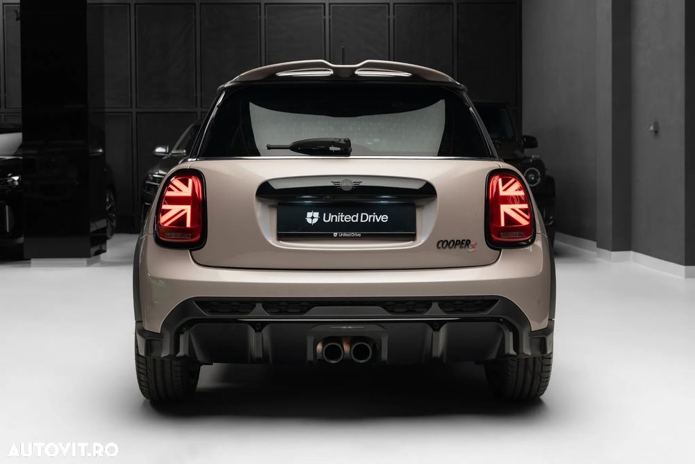Mini Cooper S AT - 37