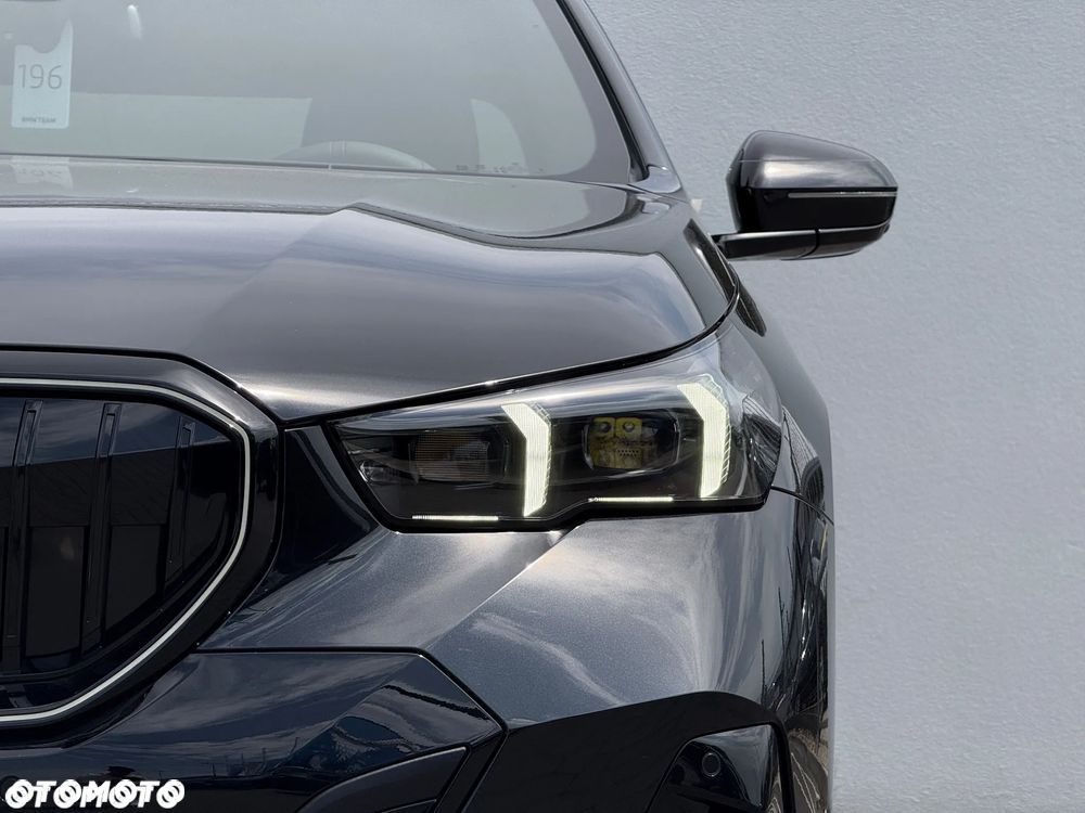 BMW Seria 5 530e xDrive M Sport sport - 3