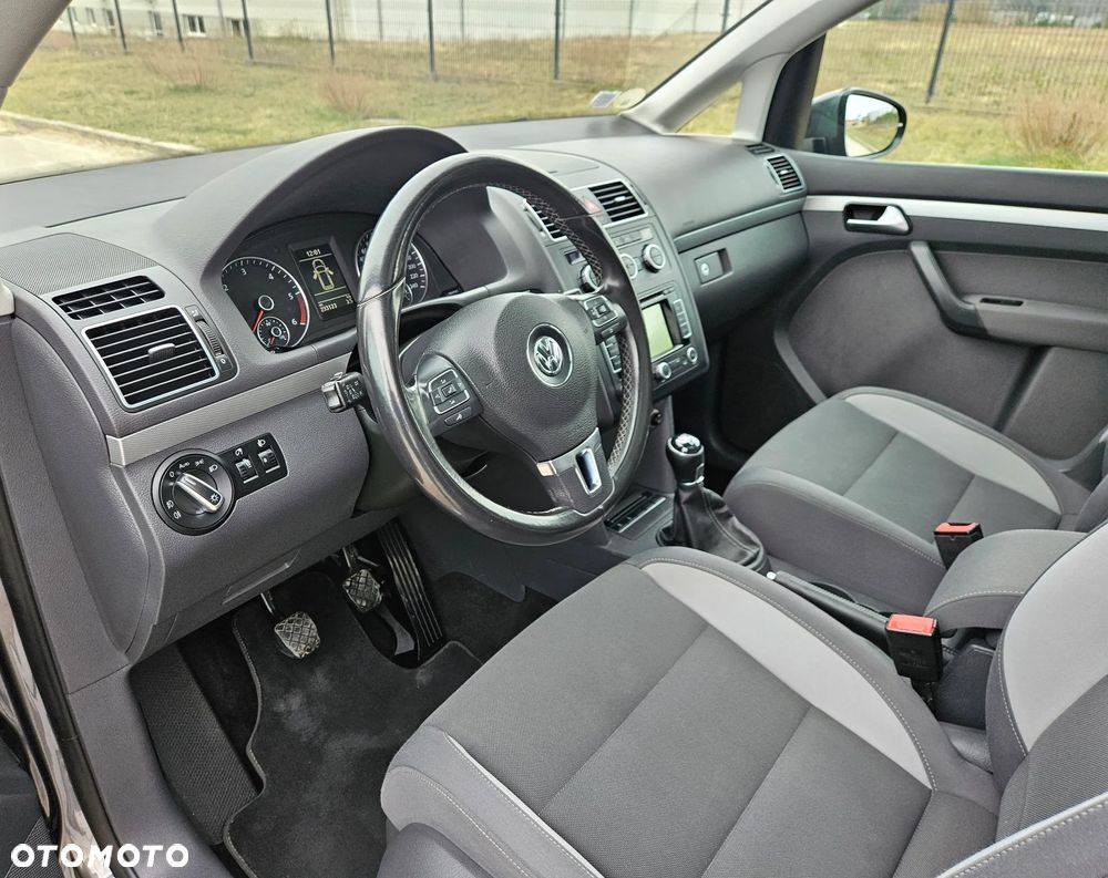 Volkswagen Touran 1.6 TDI DPF BlueMotion Technology Life - 15