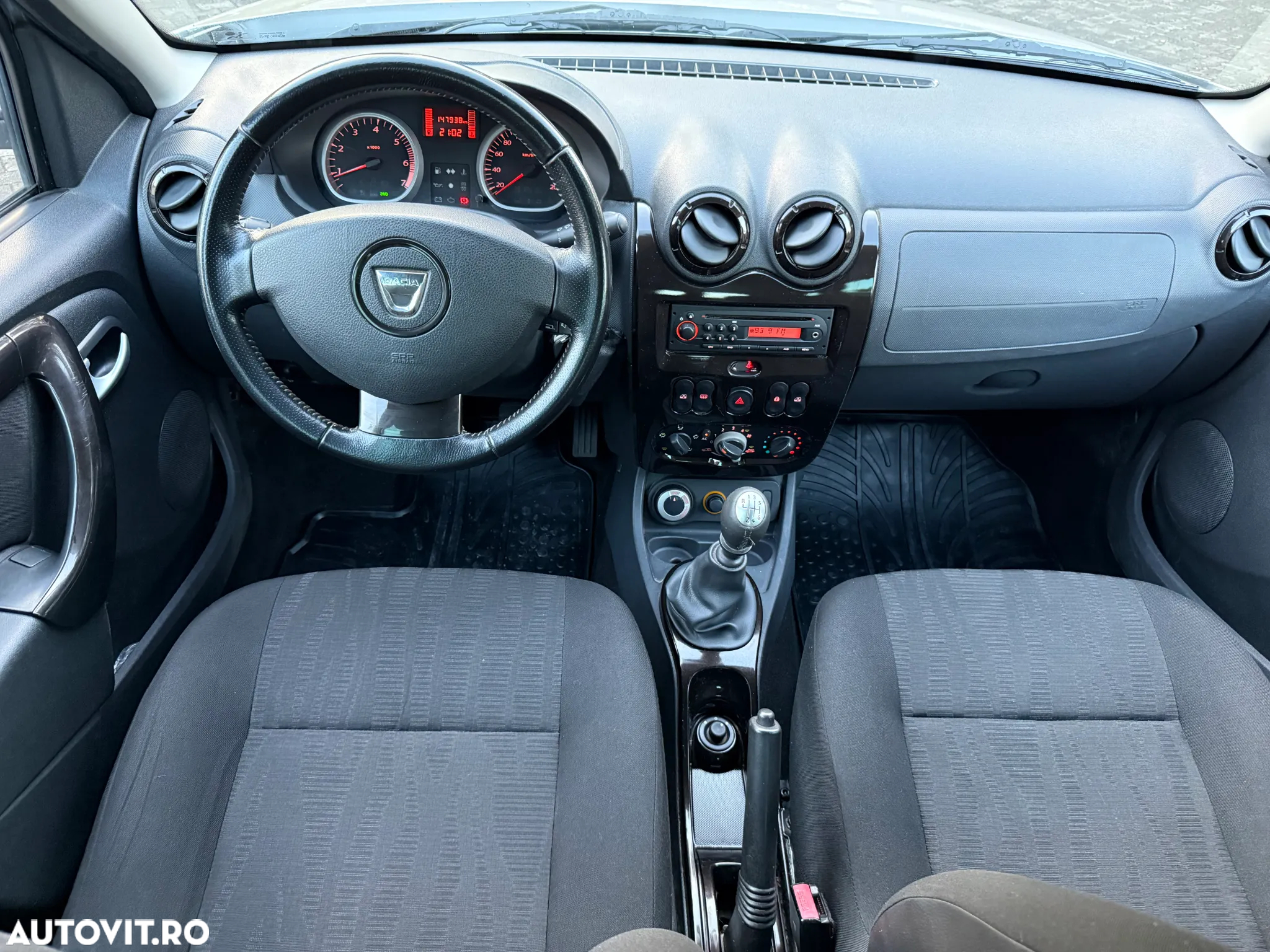 Dacia Duster 1.5 dCi 4x4 Prestige - 5
