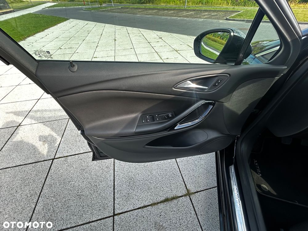 Opel Astra 1.4 Turbo Start/Stop ON - 11